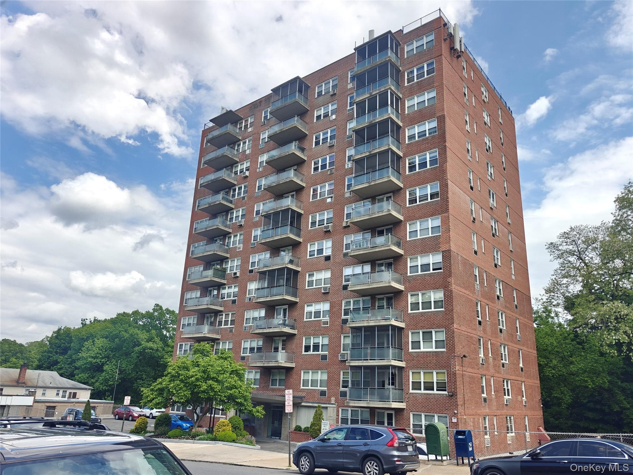 385 Mclean Avenue Unit: 8D, Yonkers