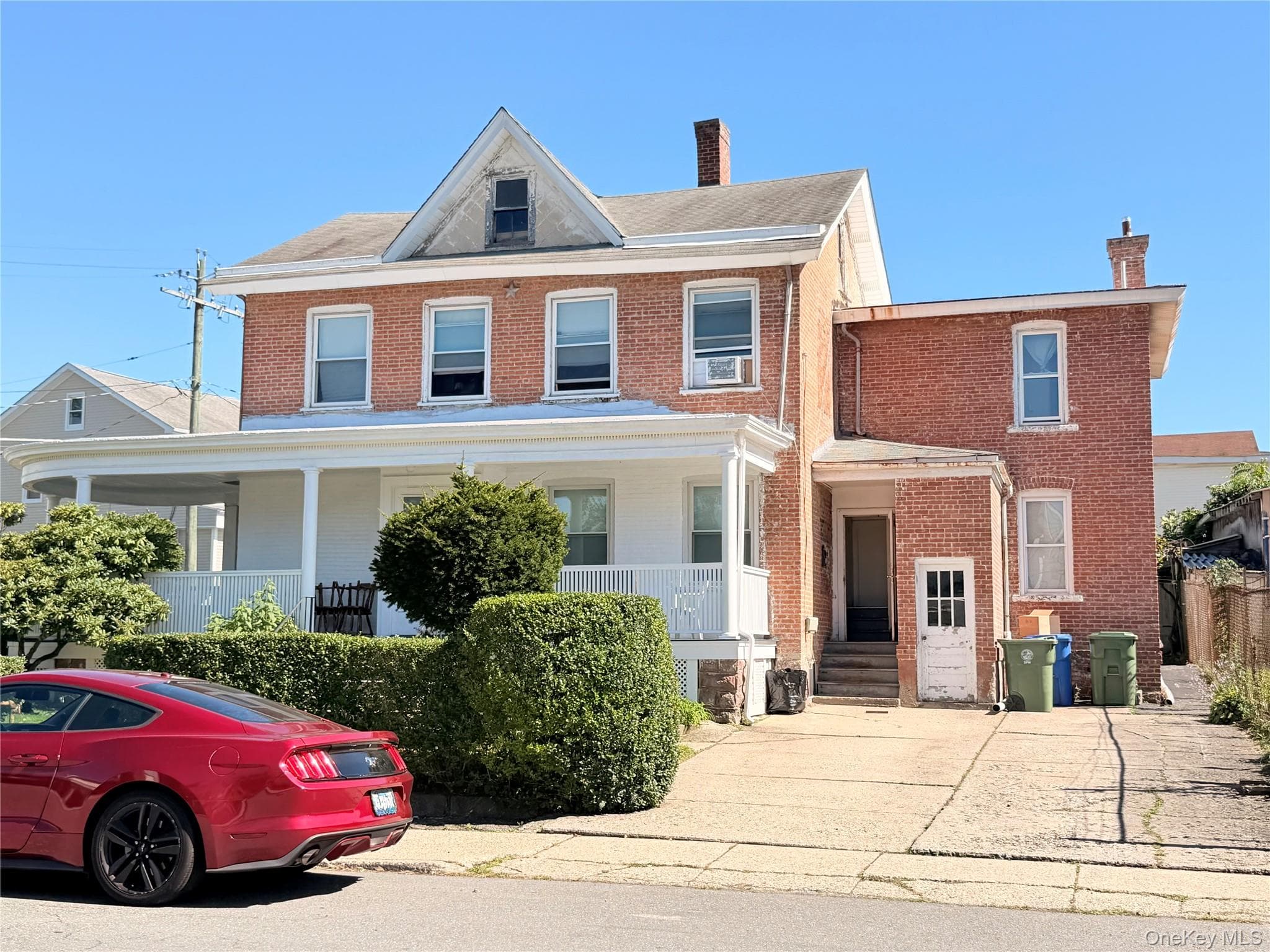 82-84 Montgomery Street thumbnail 2