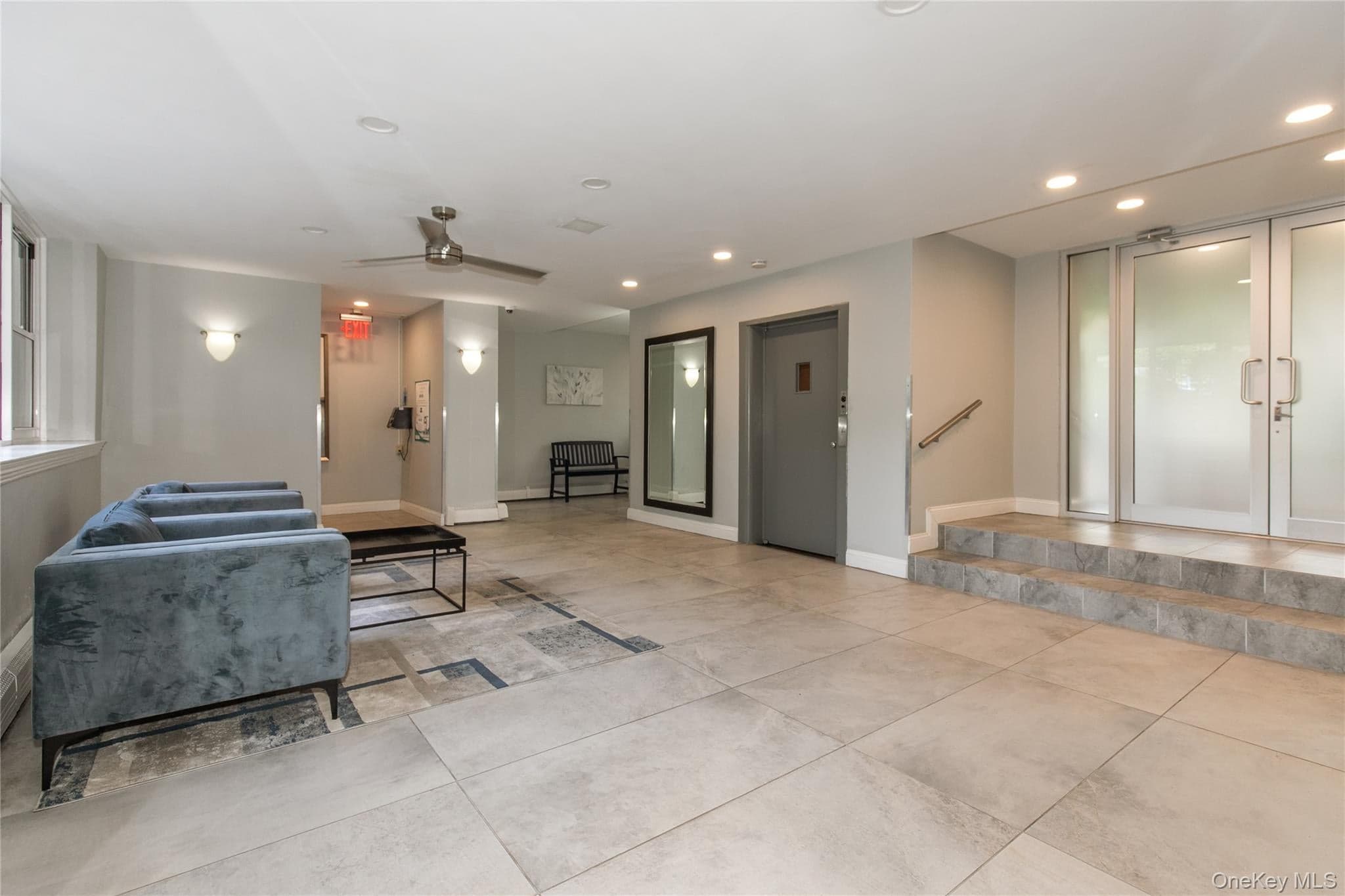 185 Middle Neck RD Unit: 1-L thumbnail 5