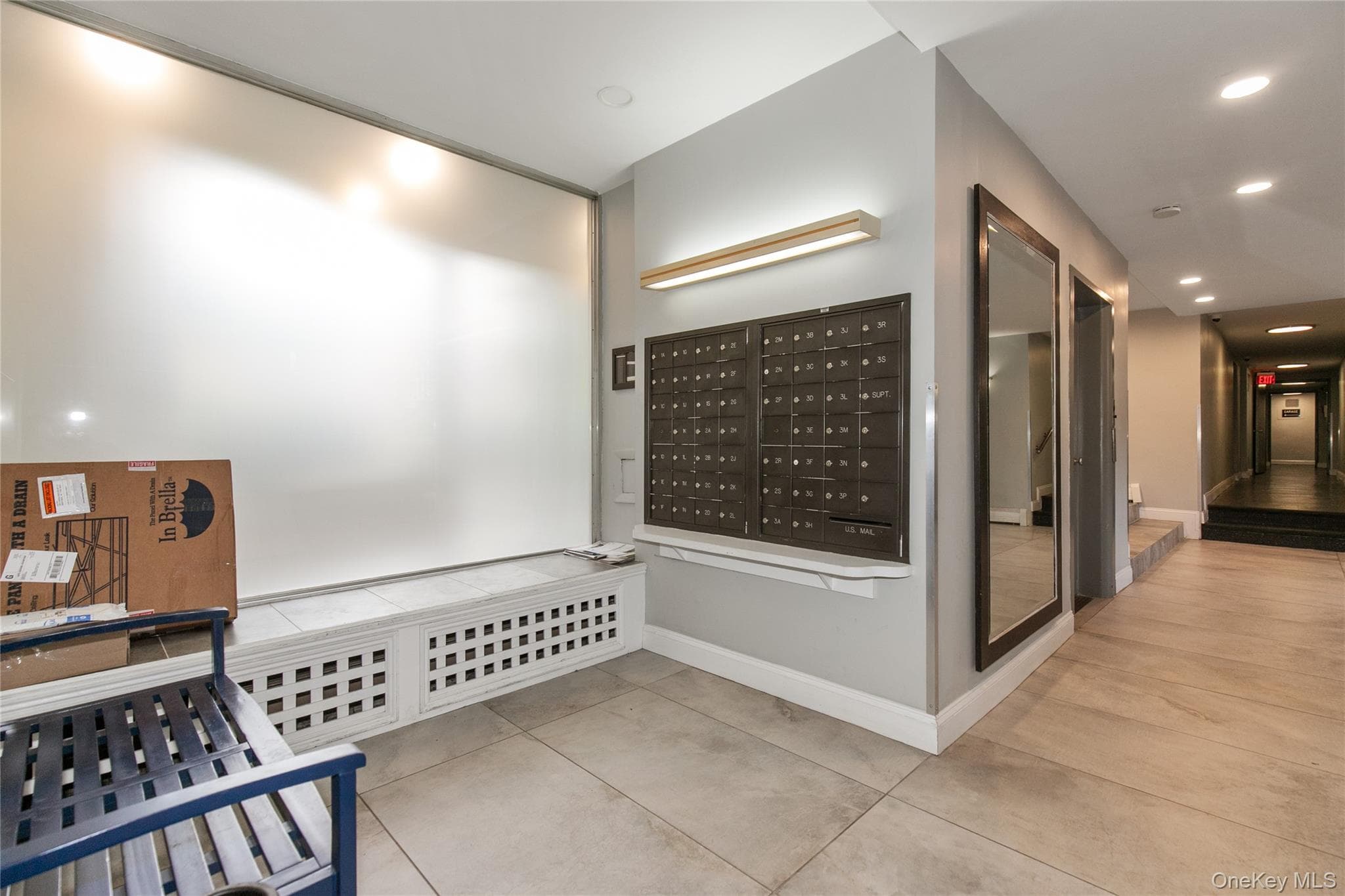 185 Middle Neck RD Unit: 1-L thumbnail 4