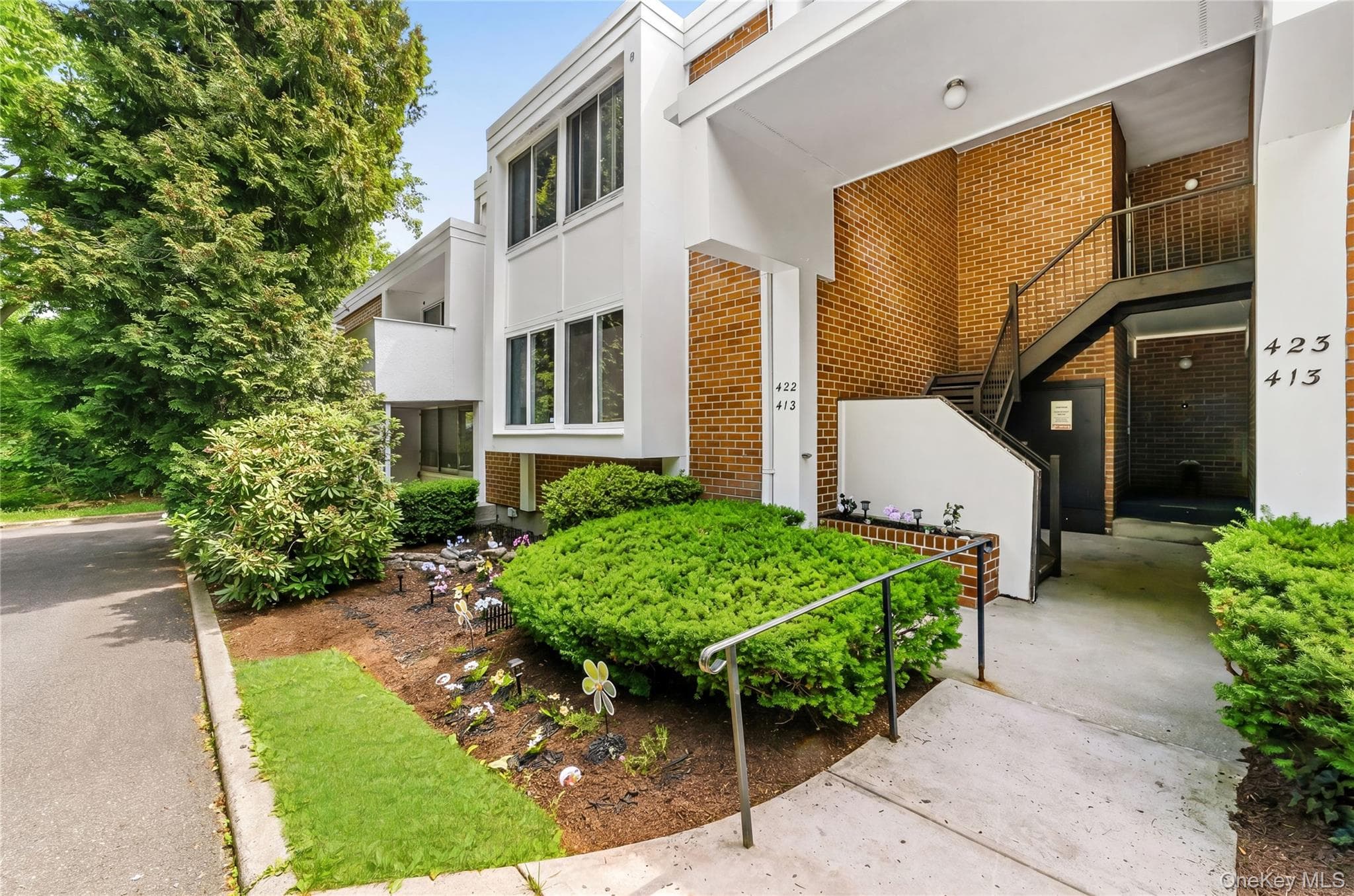 412 Tallwood Drive thumbnail 26