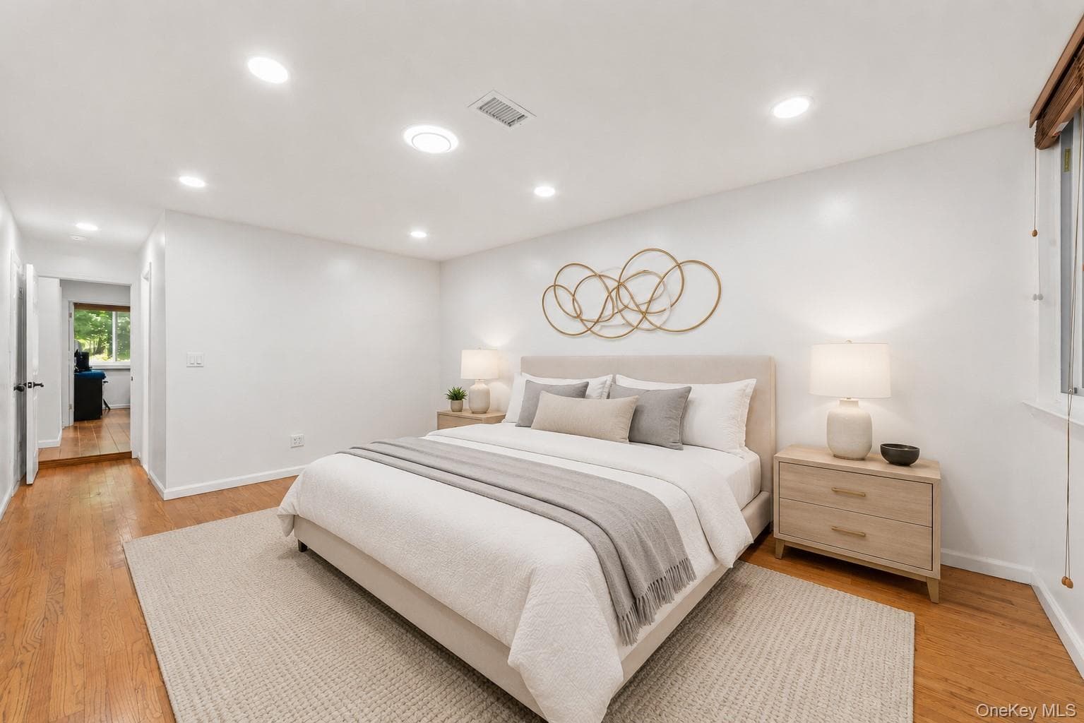 412 Tallwood Drive thumbnail 13