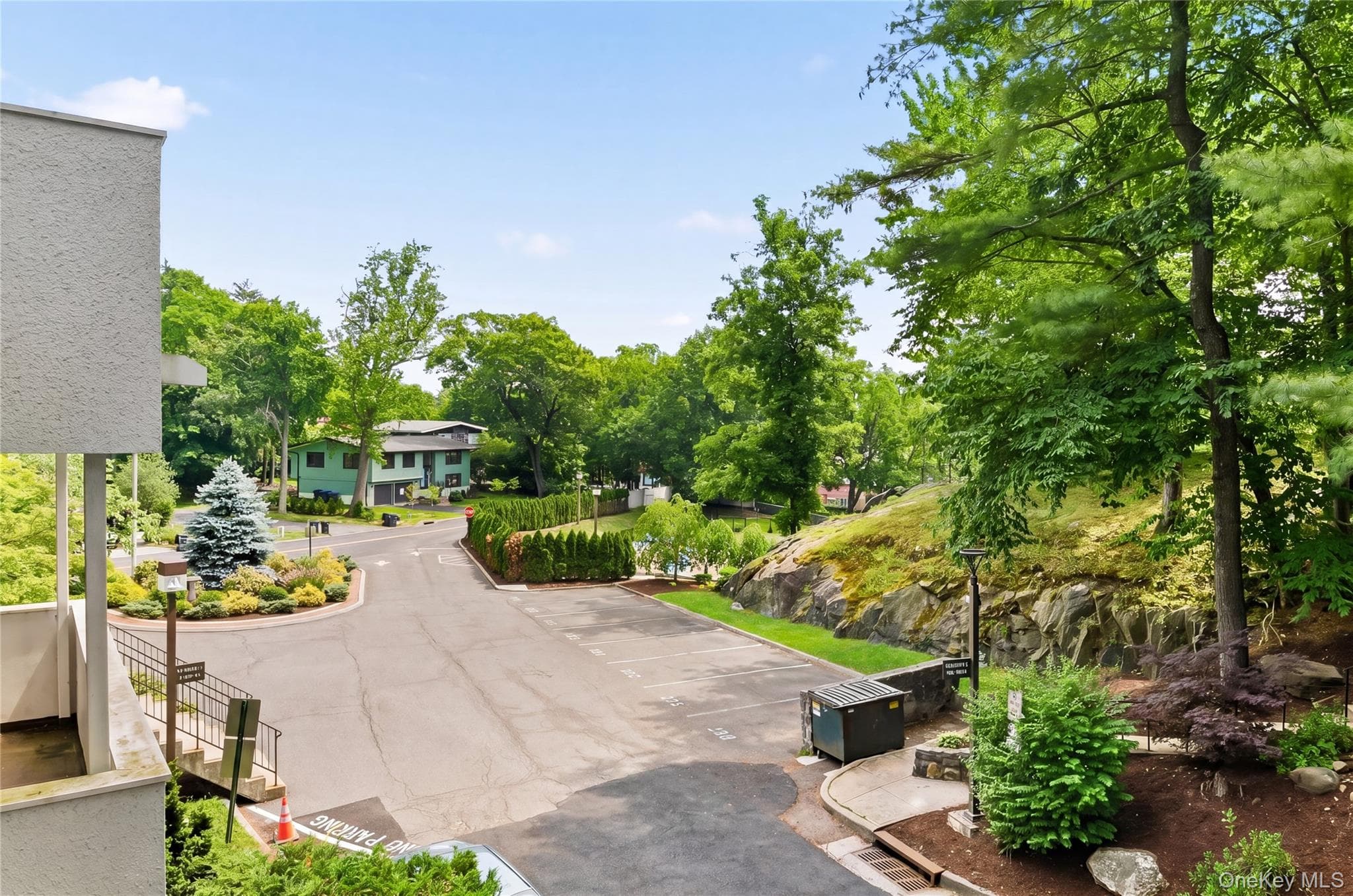 412 Tallwood Drive thumbnail 21