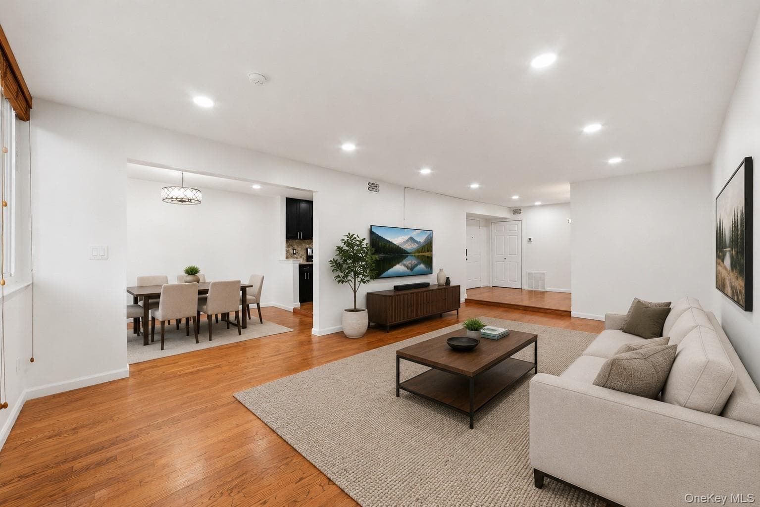 412 Tallwood Drive thumbnail 11