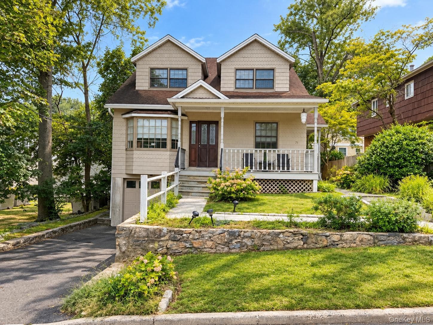 71 Northfield Avenue thumbnail 3