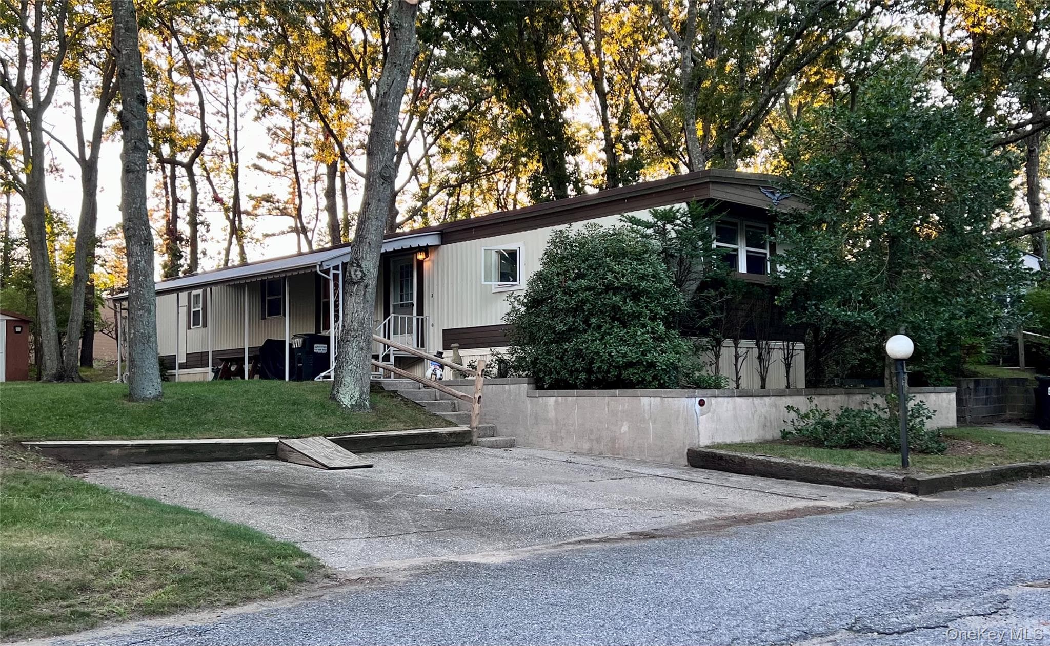 433 Mill Road Unit: 91, Calverton