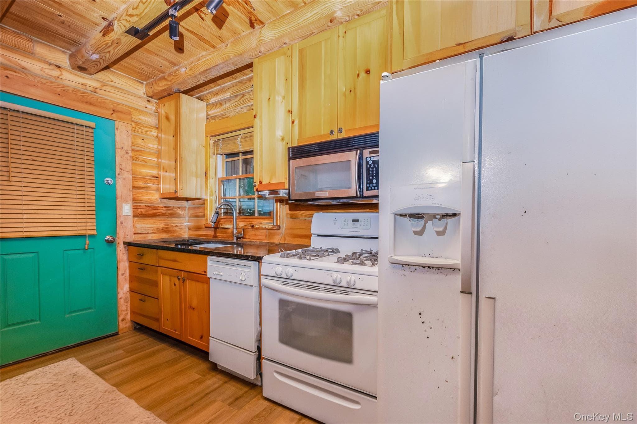 3010 Hulse Landing RD Unit: C-19 thumbnail 10