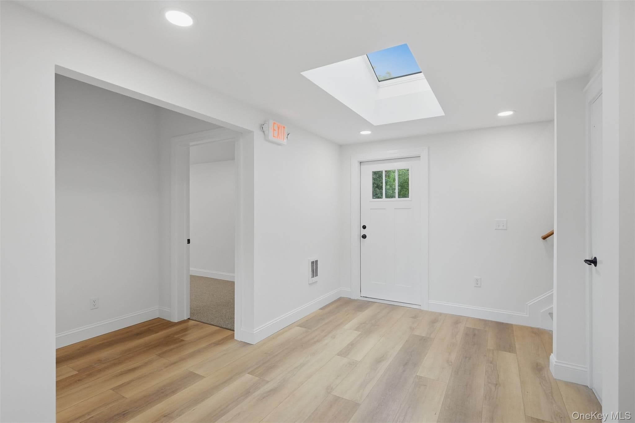 313 Fullerton Avenue thumbnail 10