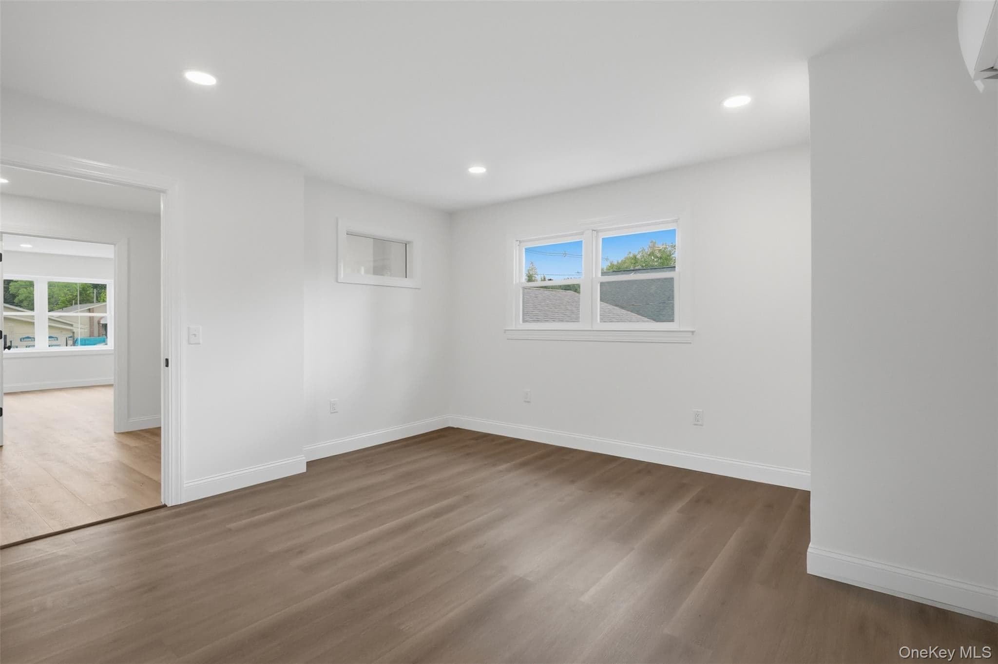 313 Fullerton Avenue thumbnail 23