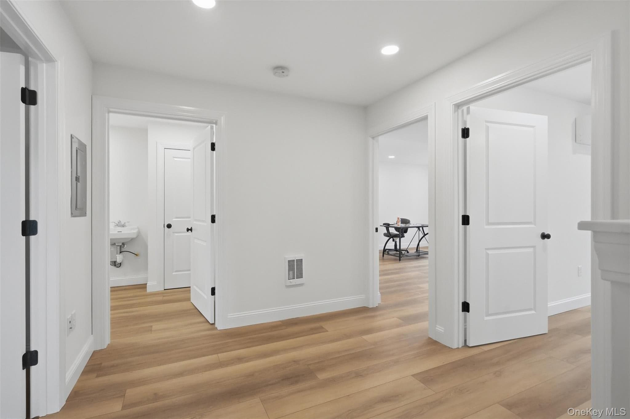 313 Fullerton Avenue thumbnail 16