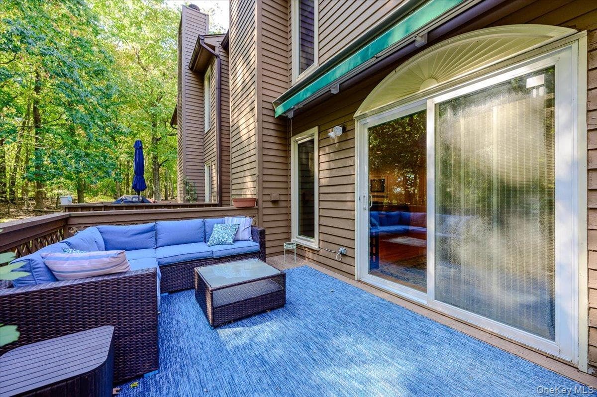 302 Beechwood Lane thumbnail 11