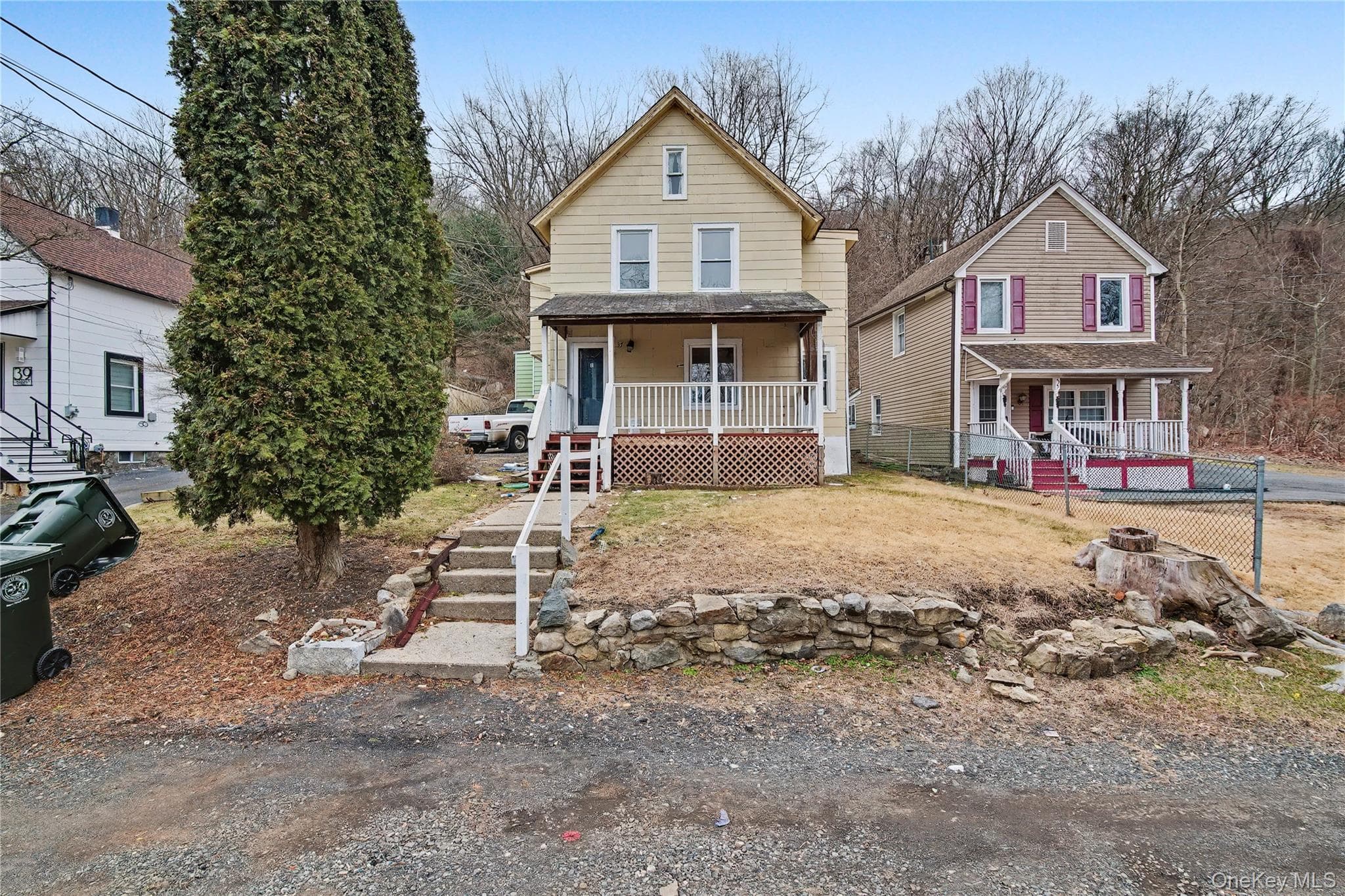 37 7th Street, Suffern
