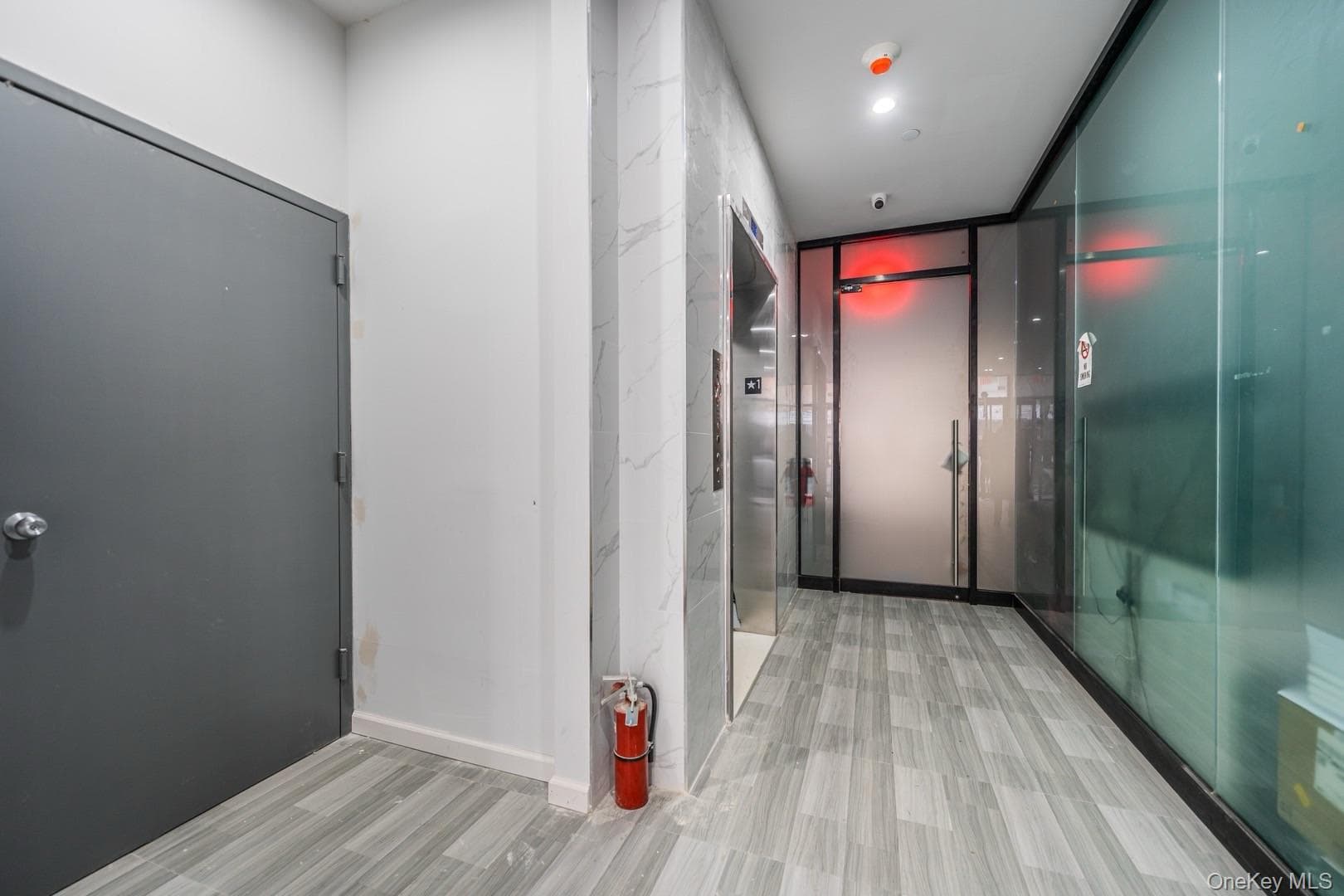 828 57th Street Unit: 4 thumbnail 3
