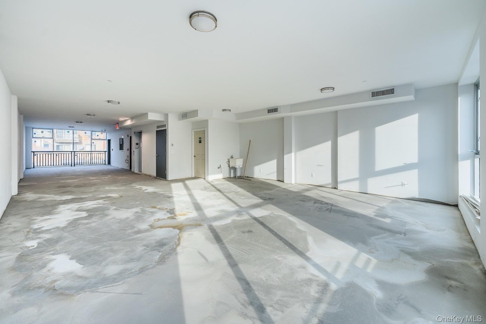 828 57th Street Unit: 4 thumbnail 8