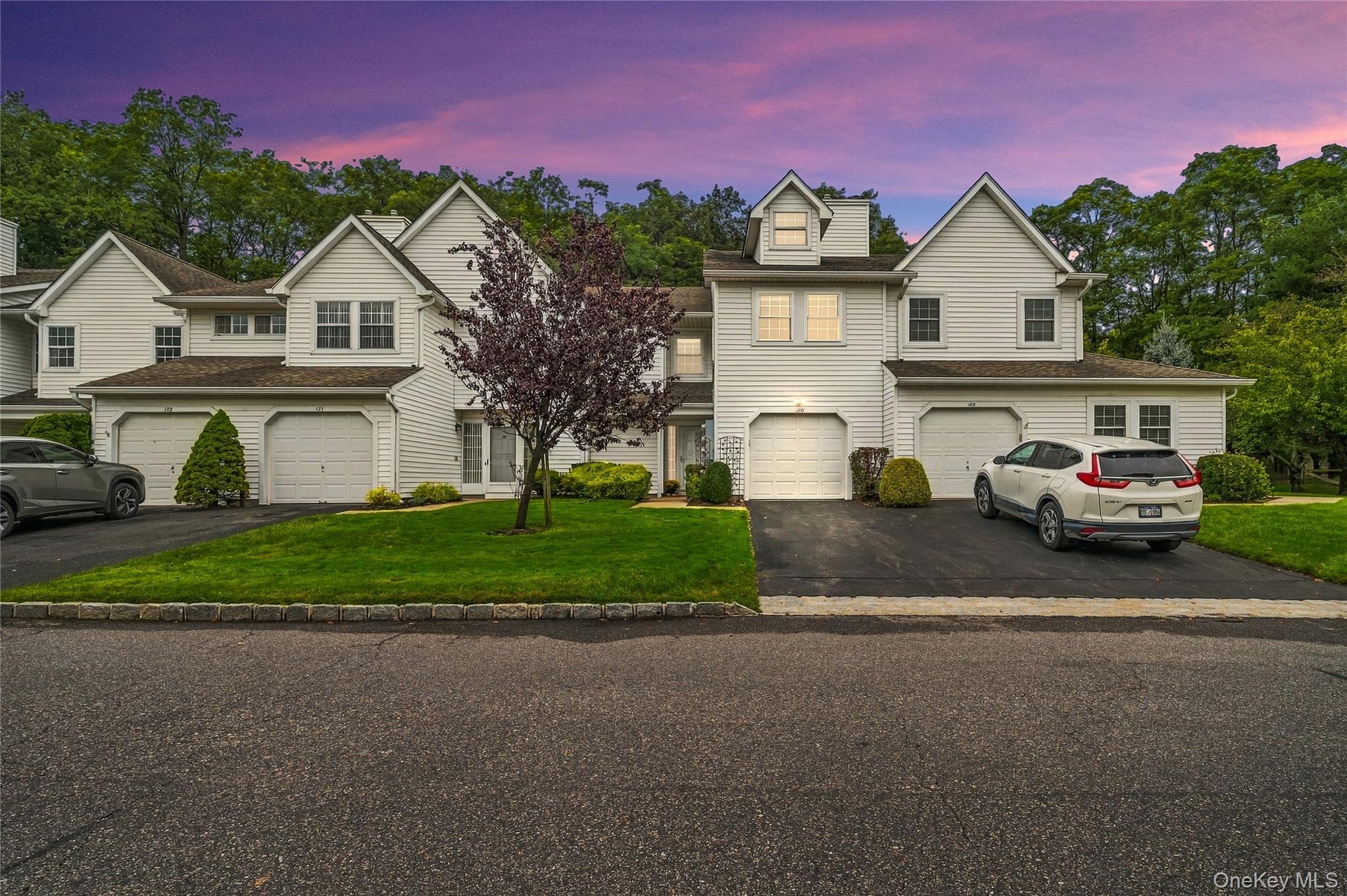 170 Thomas Lane photo 1