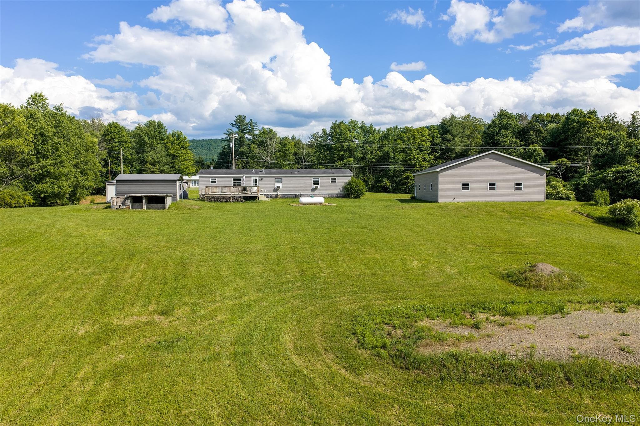 1045 Covered Bridge Road thumbnail 43