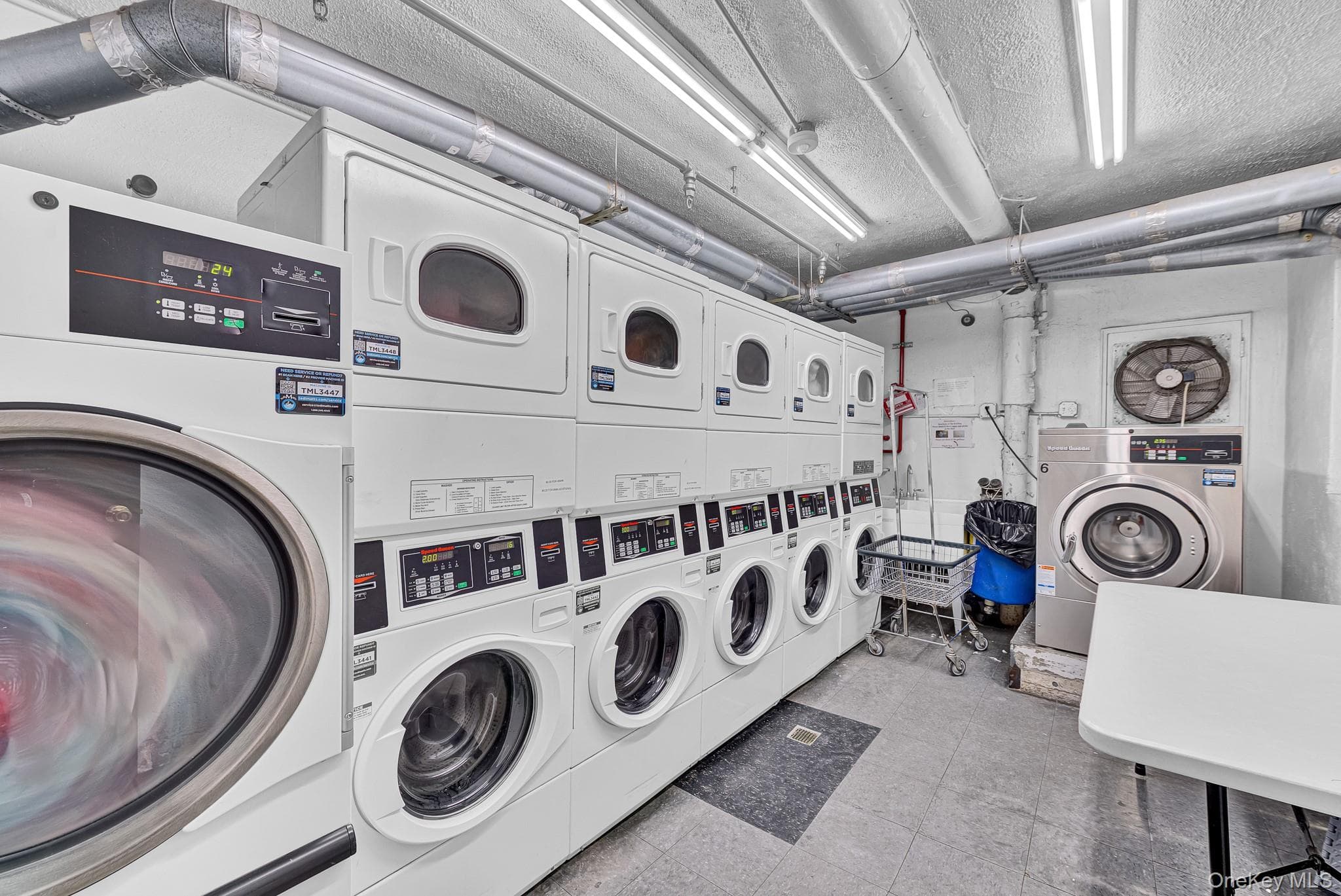 1040 Neilson Street Unit: 3B3 thumbnail 5