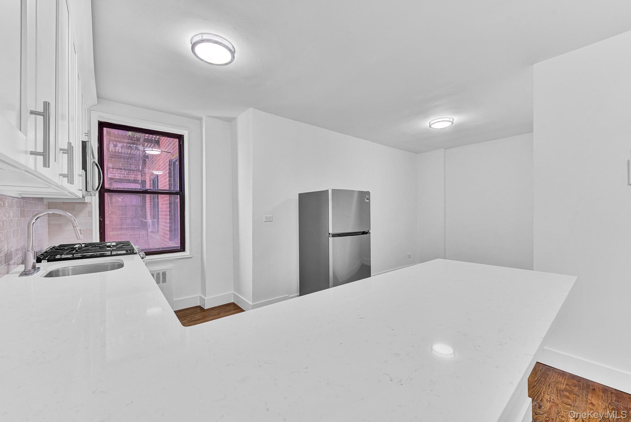 1040 Neilson Street Unit: 3B3 thumbnail 7
