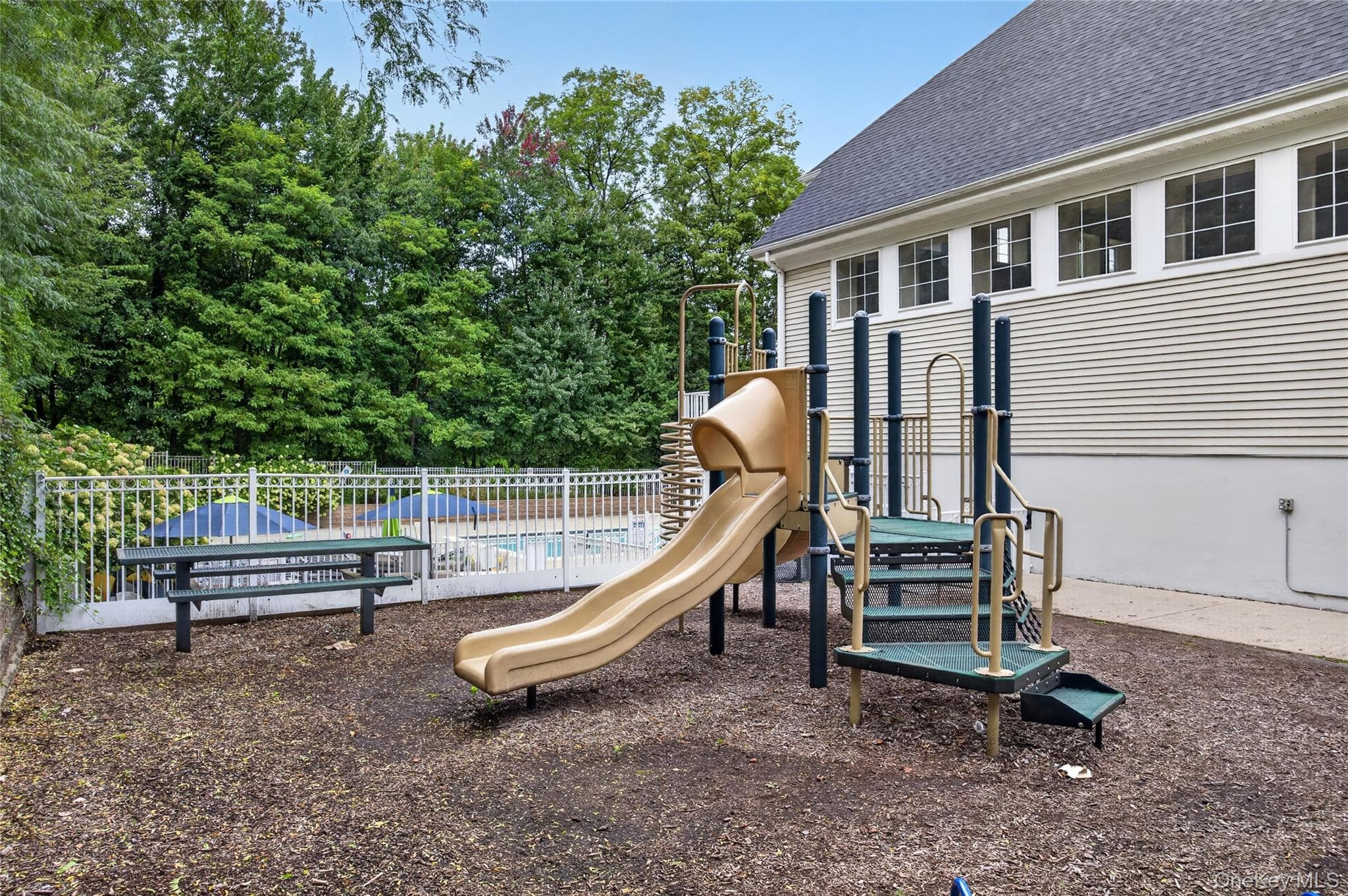 28 Crystal Hill Drive thumbnail 35