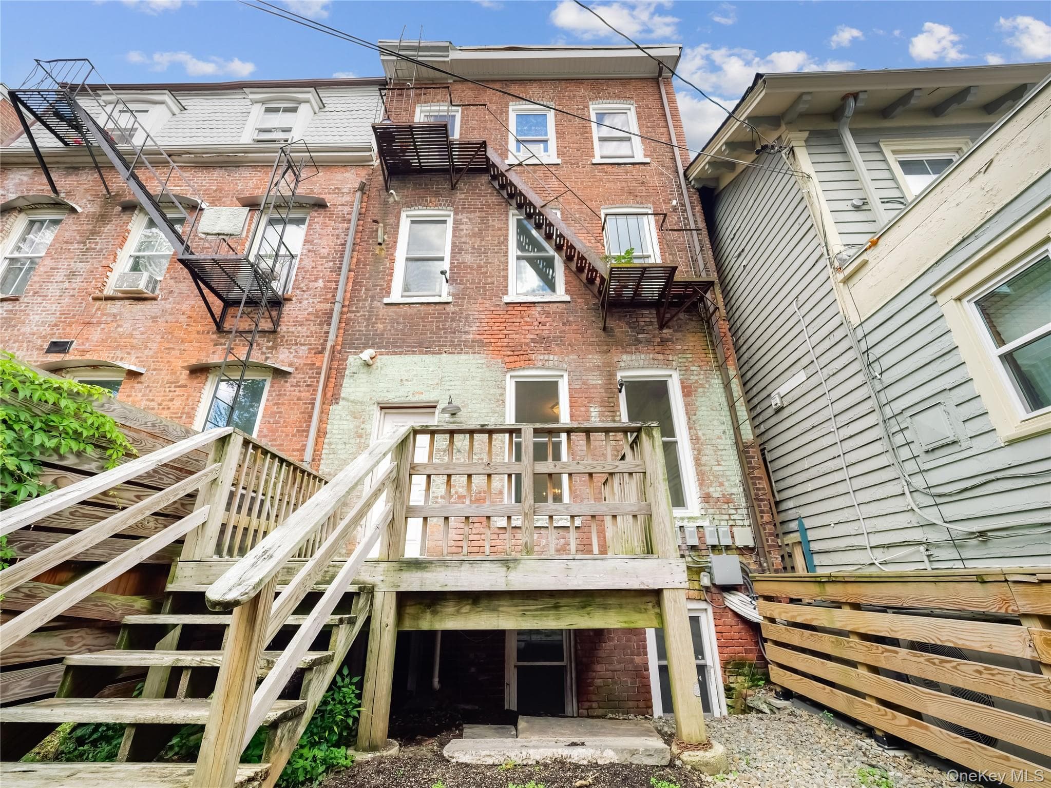 263 Liberty Street thumbnail 30