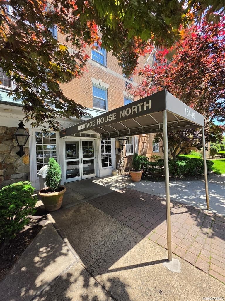 151-15 84th Street Unit: 1N, Howard Beach