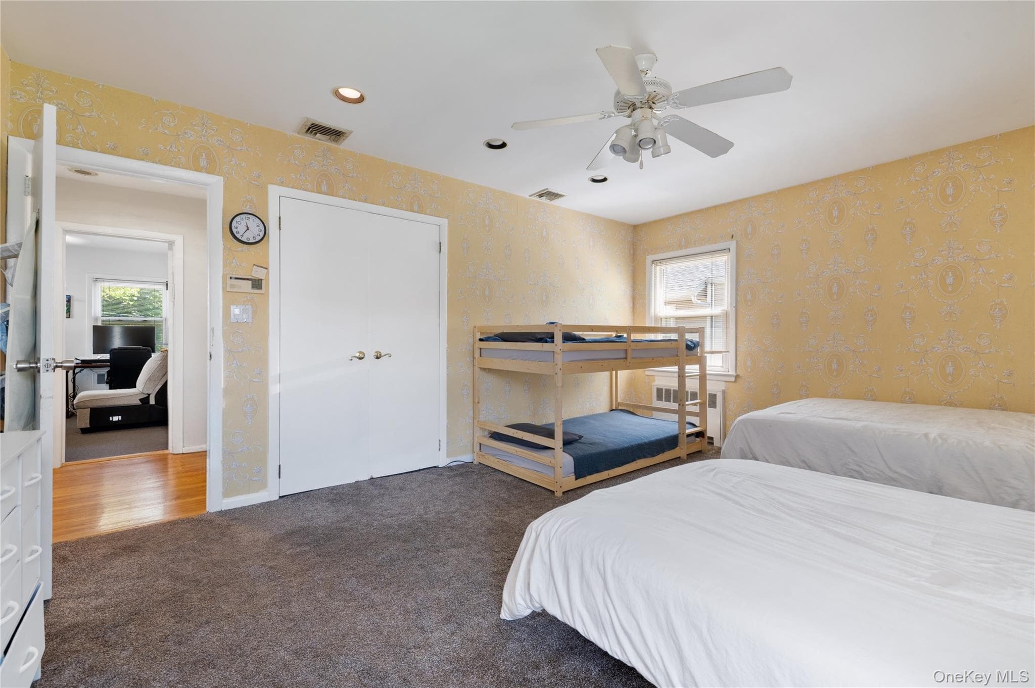 842 Fiske Street thumbnail 16