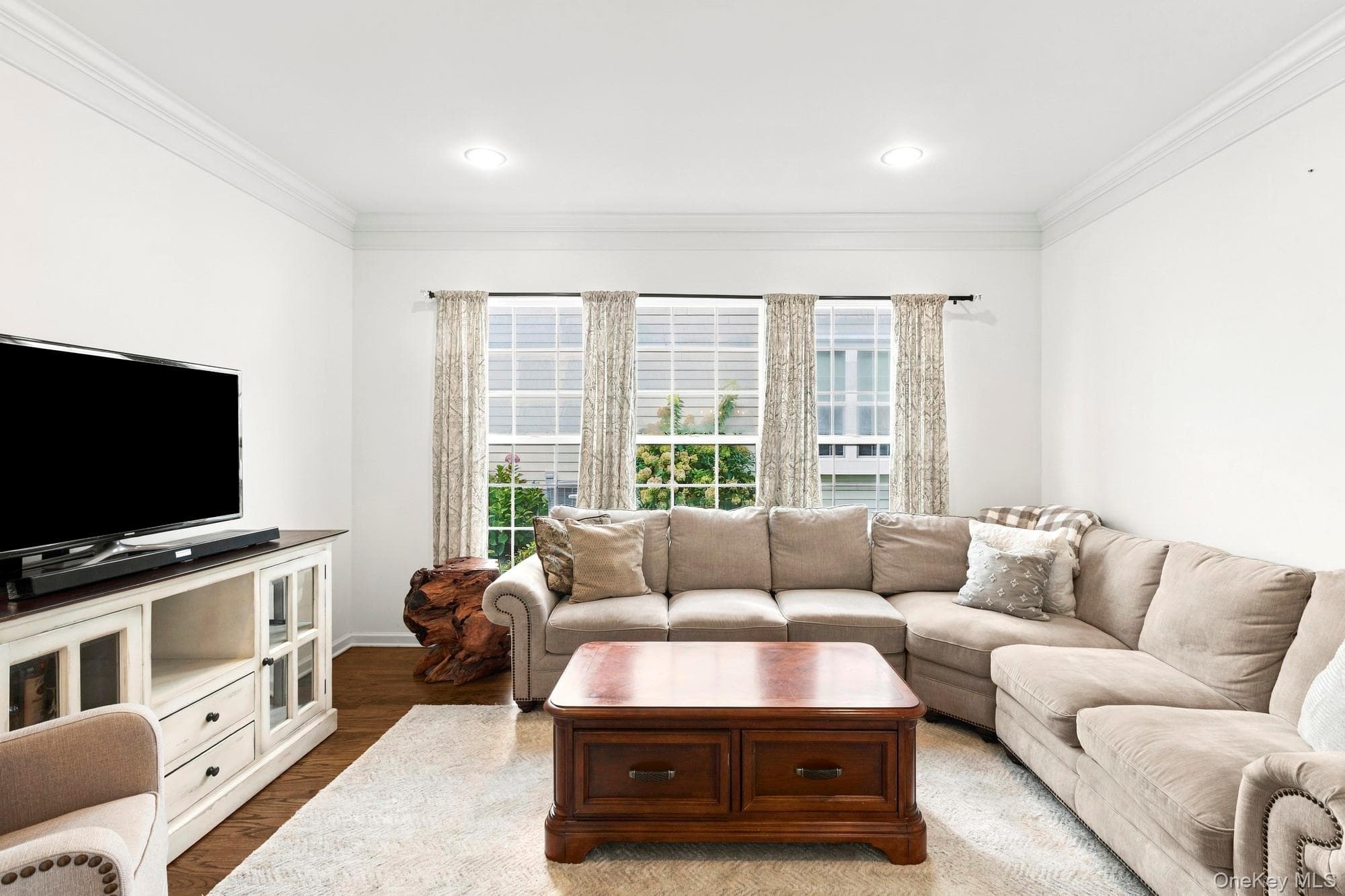 30 Kimberly Drive thumbnail 6