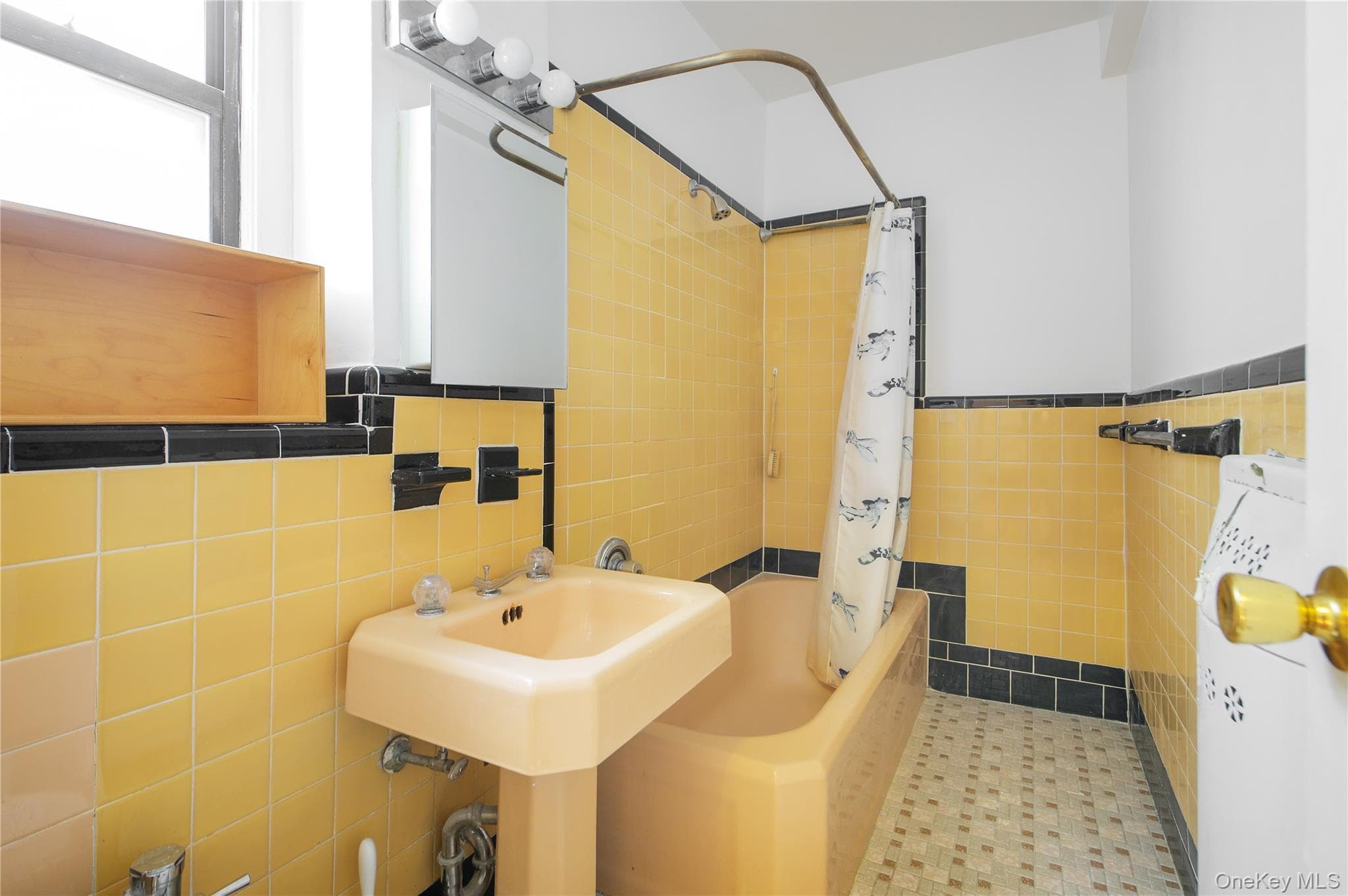 3540 82nd Street Unit: 4J thumbnail 7
