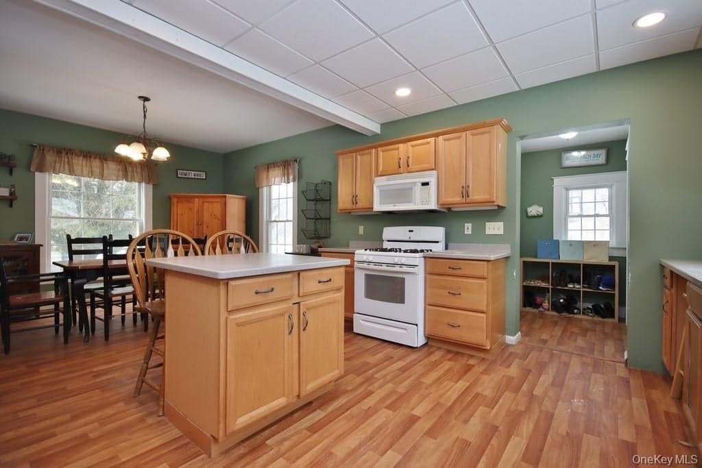 53 Yorktown Road thumbnail 9