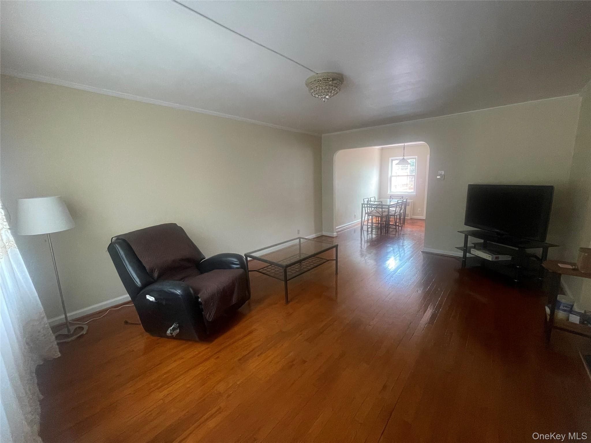 1611 E 55th Street thumbnail 2