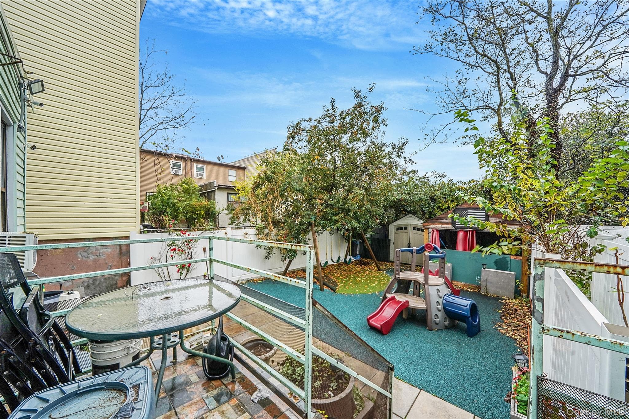 852 Blake Avenue thumbnail 36