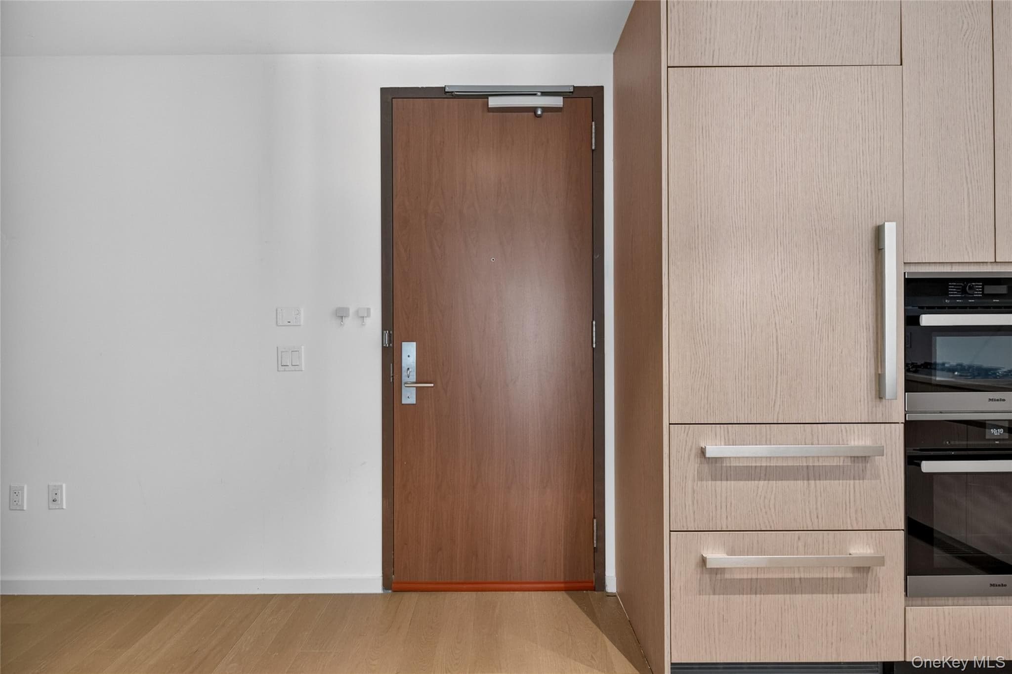 13327 39th Avenue Unit: 9F thumbnail 6