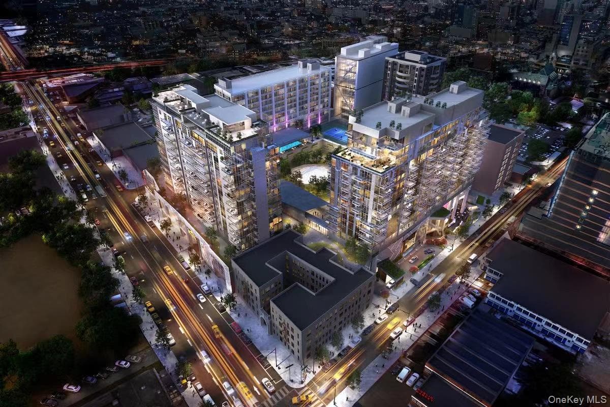 13327 39th Avenue Unit: 9F, Flushing