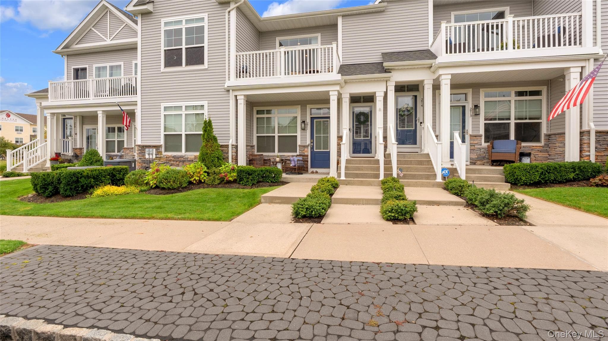 272 Silver Timber Drive thumbnail 3
