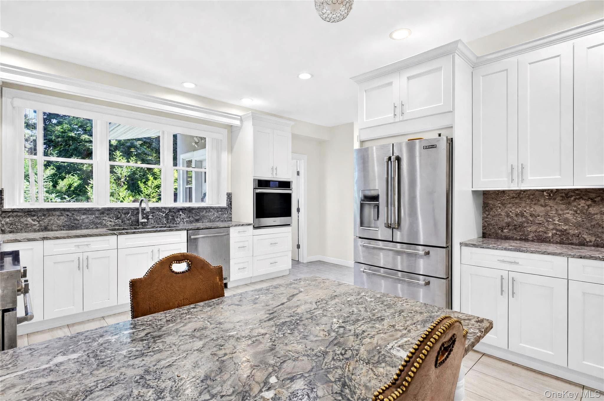 51 Bayview Avenue thumbnail 5