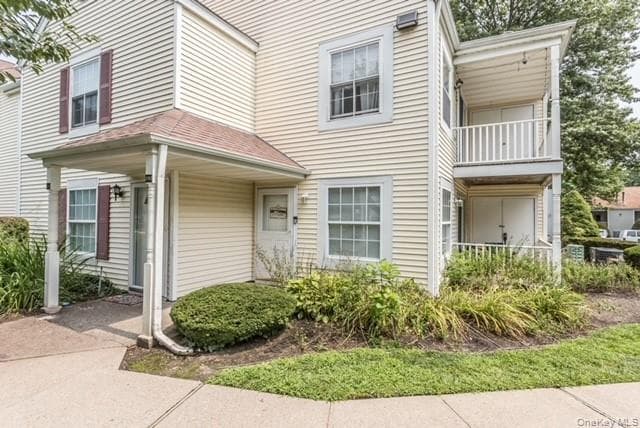 282 Fairview Circle photo 1