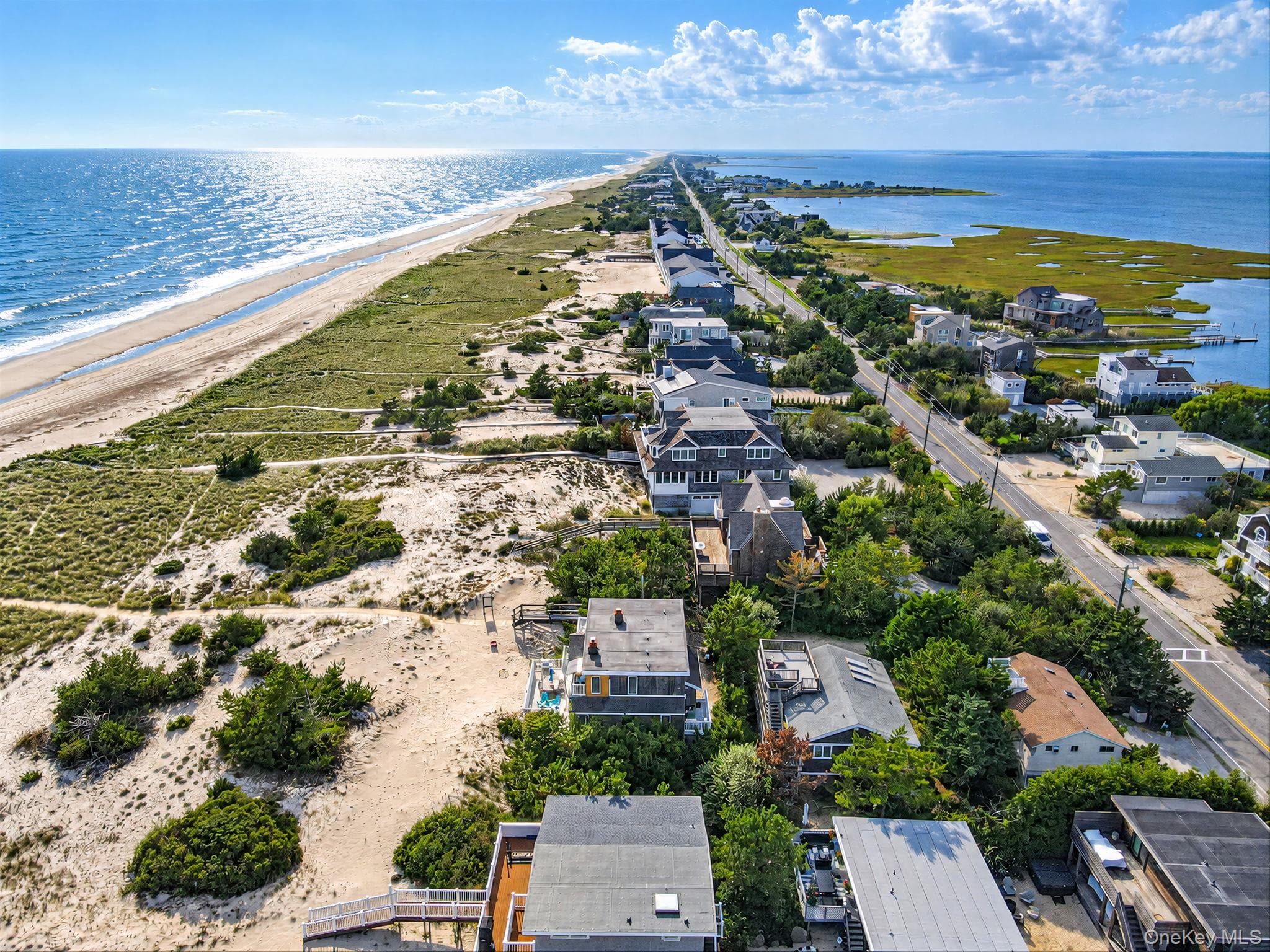 431 Dune Road thumbnail 17