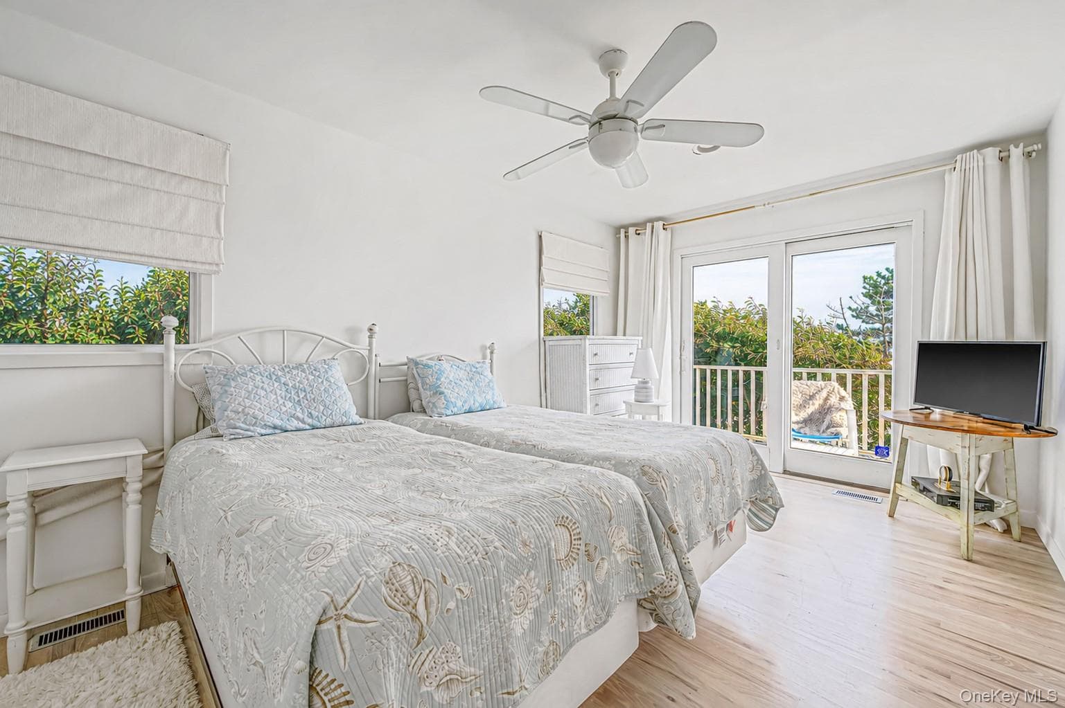 431 Dune Road thumbnail 14