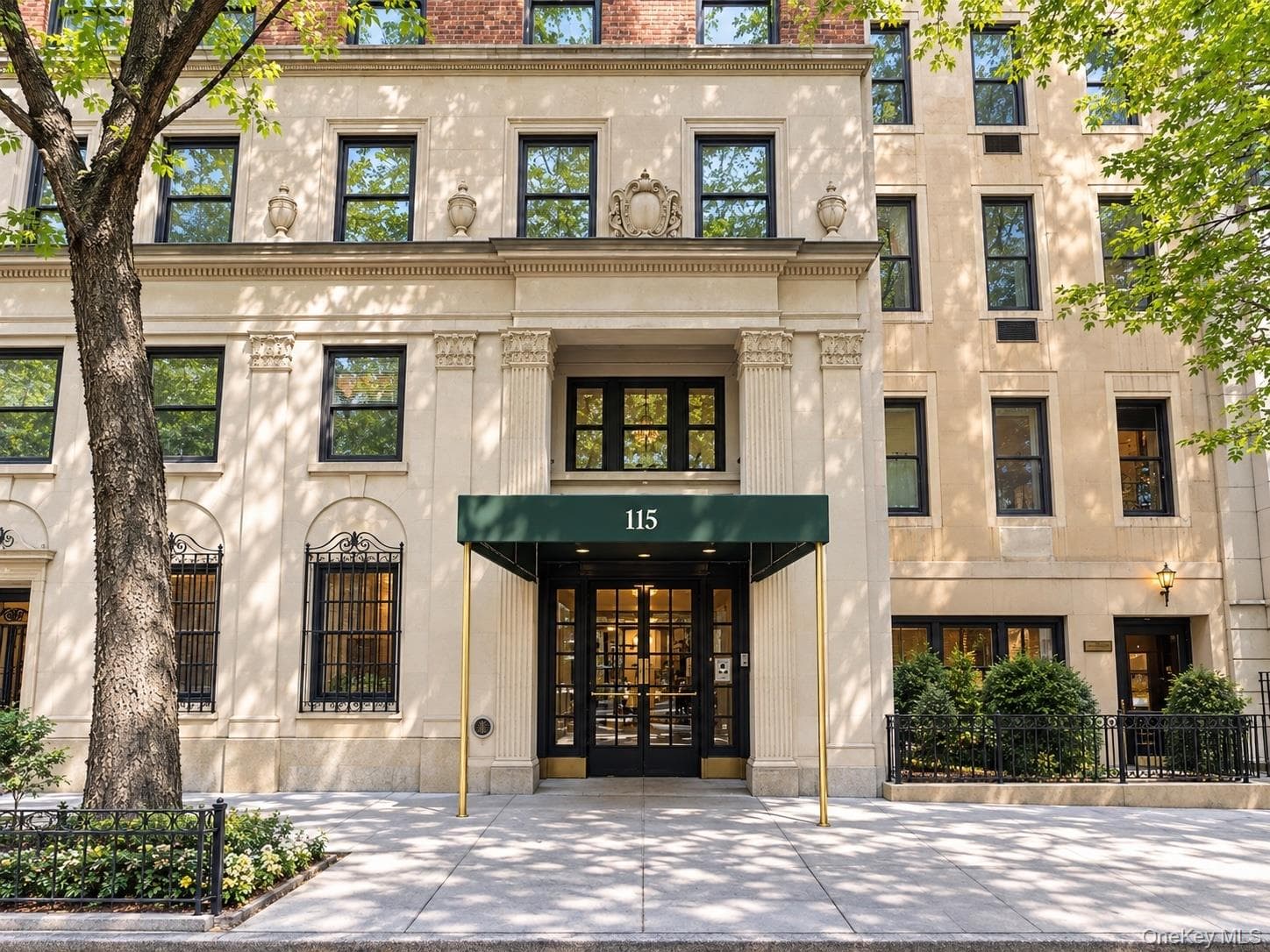 115 E 61st St Unit: 10N thumbnail 3