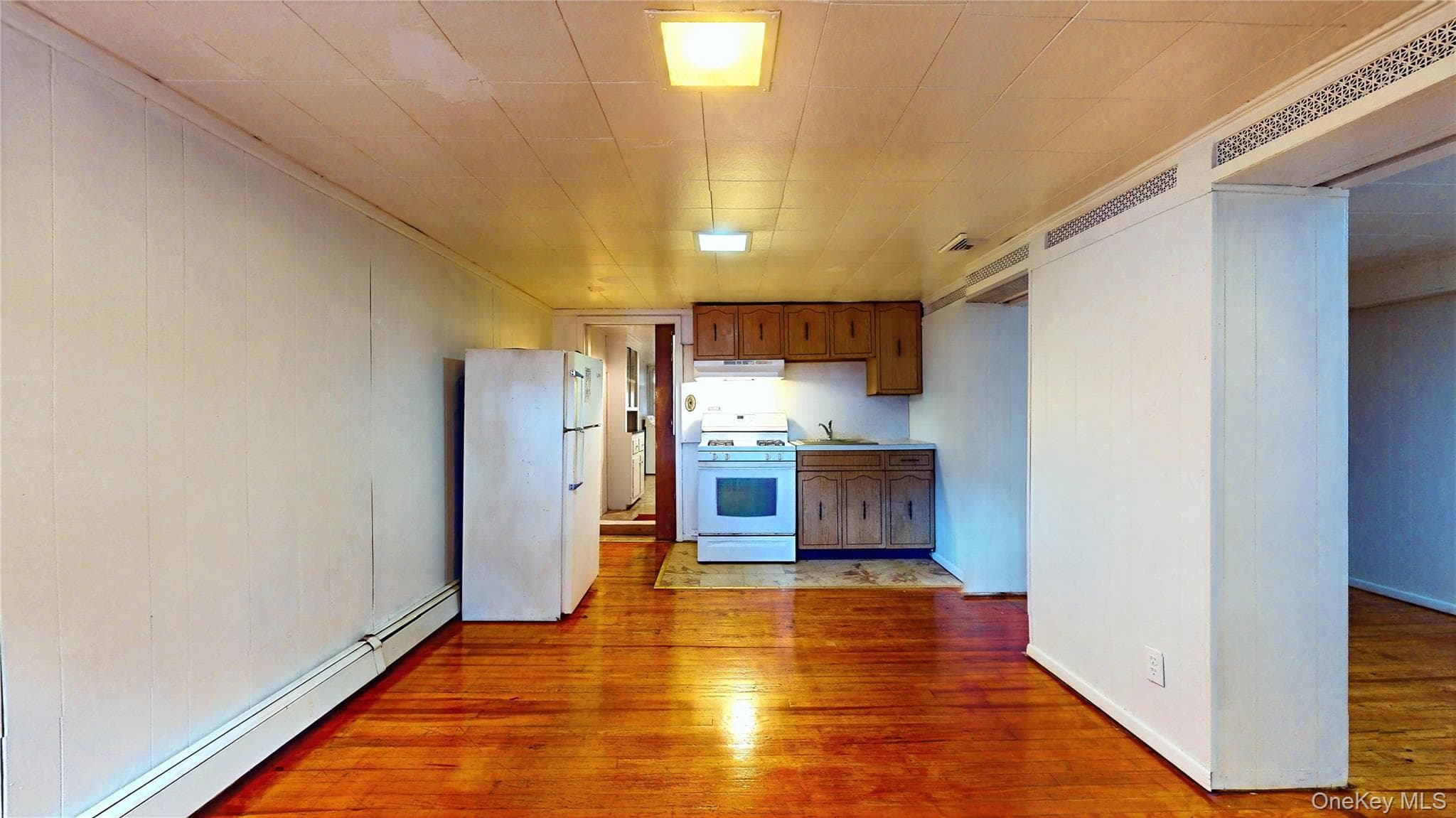 24-33 82nd Street thumbnail 25