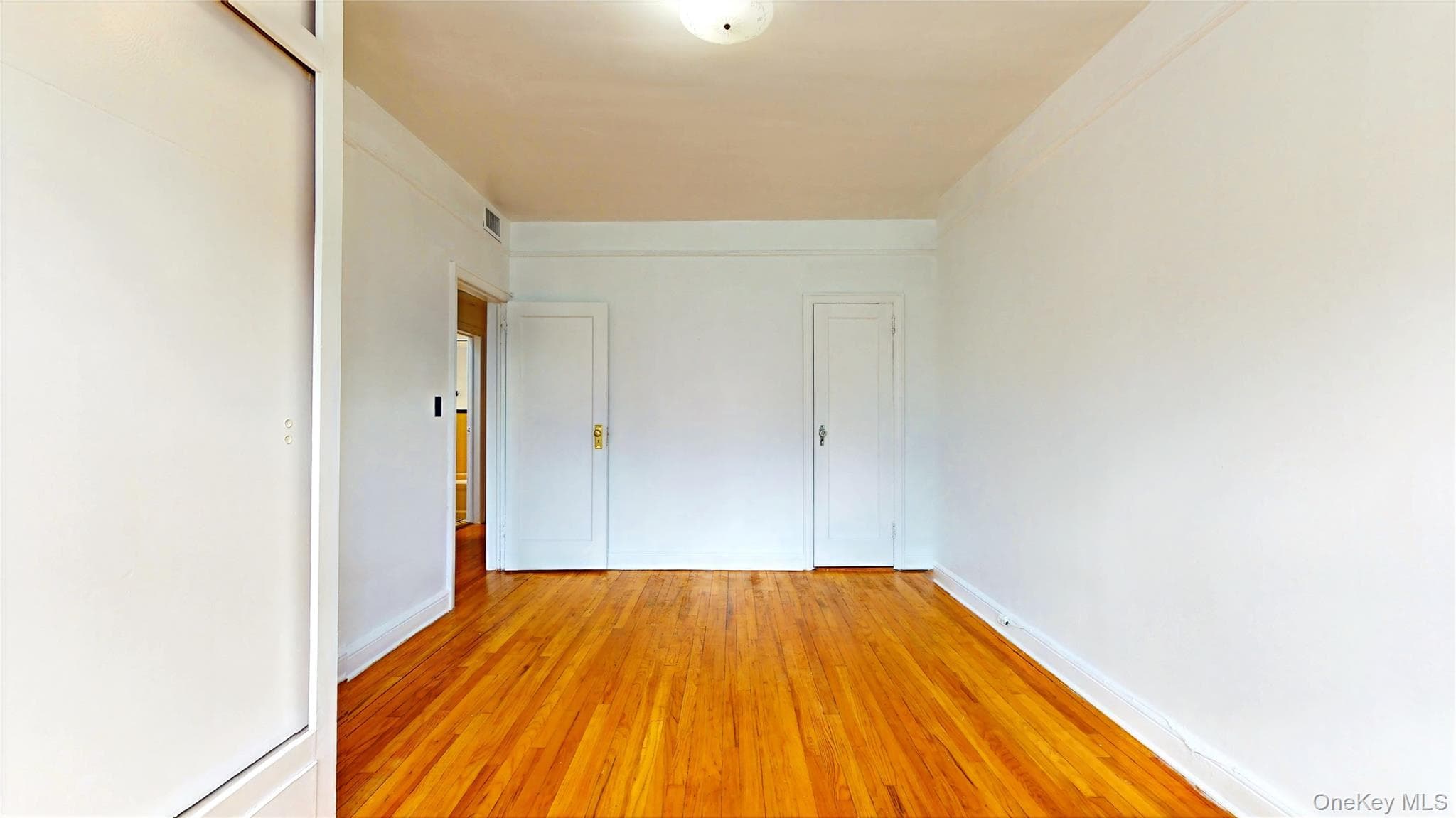 24-33 82nd Street thumbnail 20