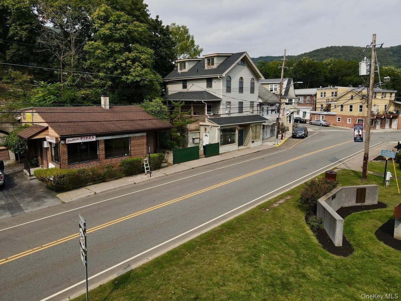 233 Main Street thumbnail 2