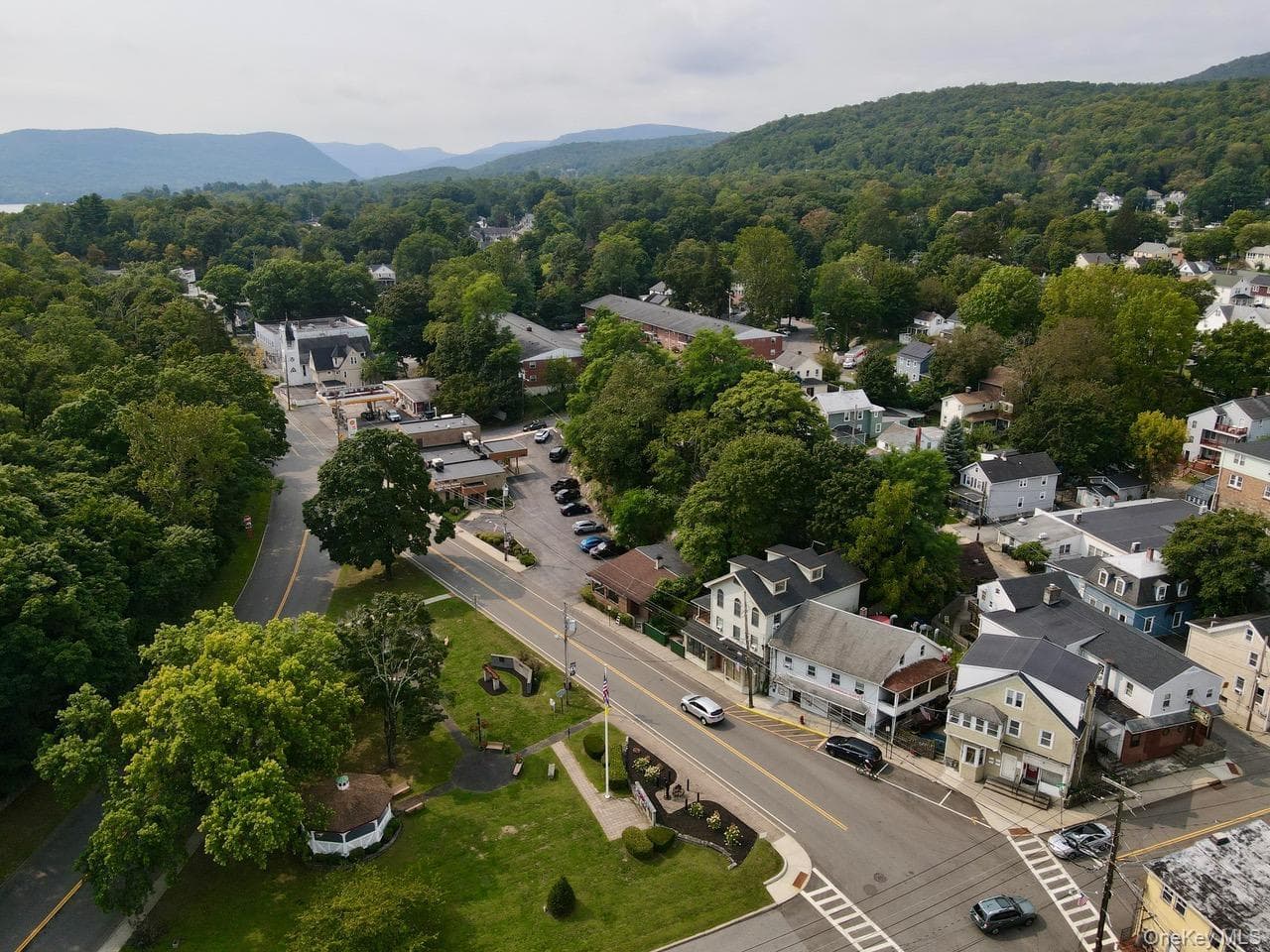 233 Main Street thumbnail 35