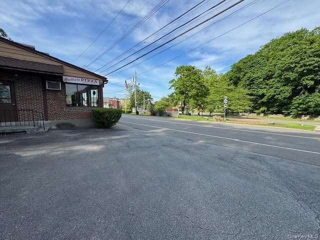 233 Main Street thumbnail 33