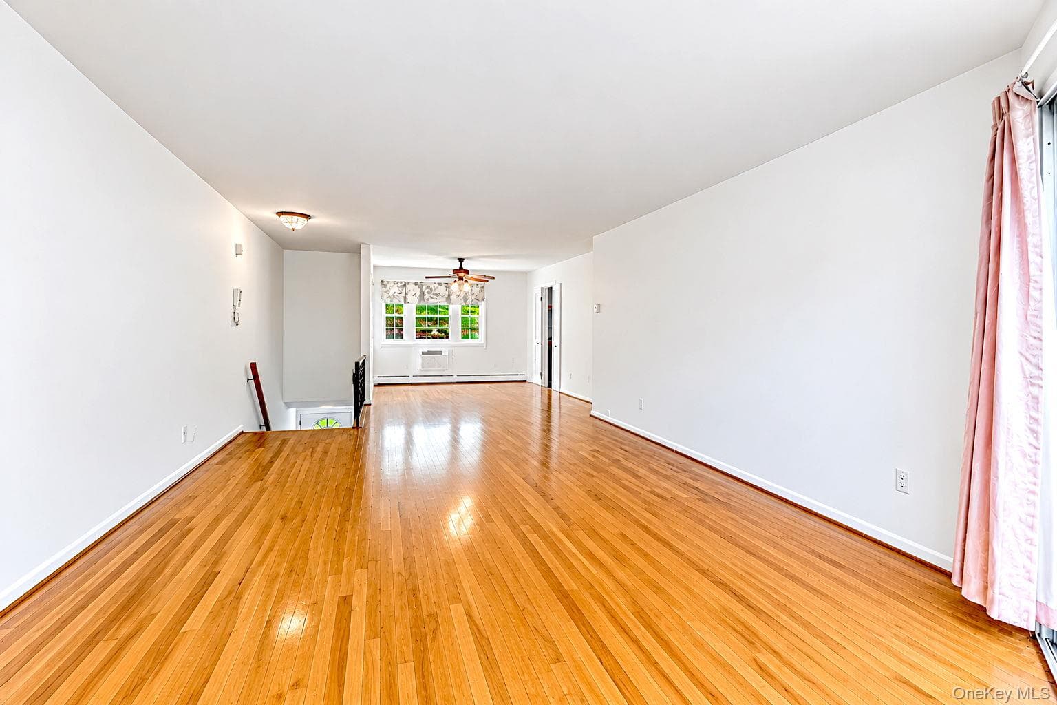 3221 Wilshire Lane LN Unit: 21E thumbnail 3