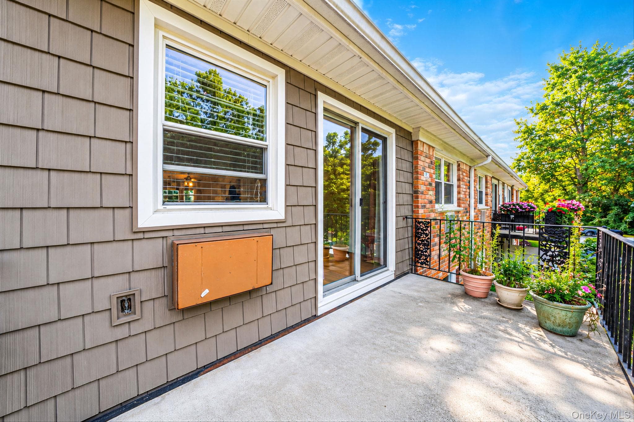 3221 Wilshire Lane LN Unit: 21E thumbnail 10
