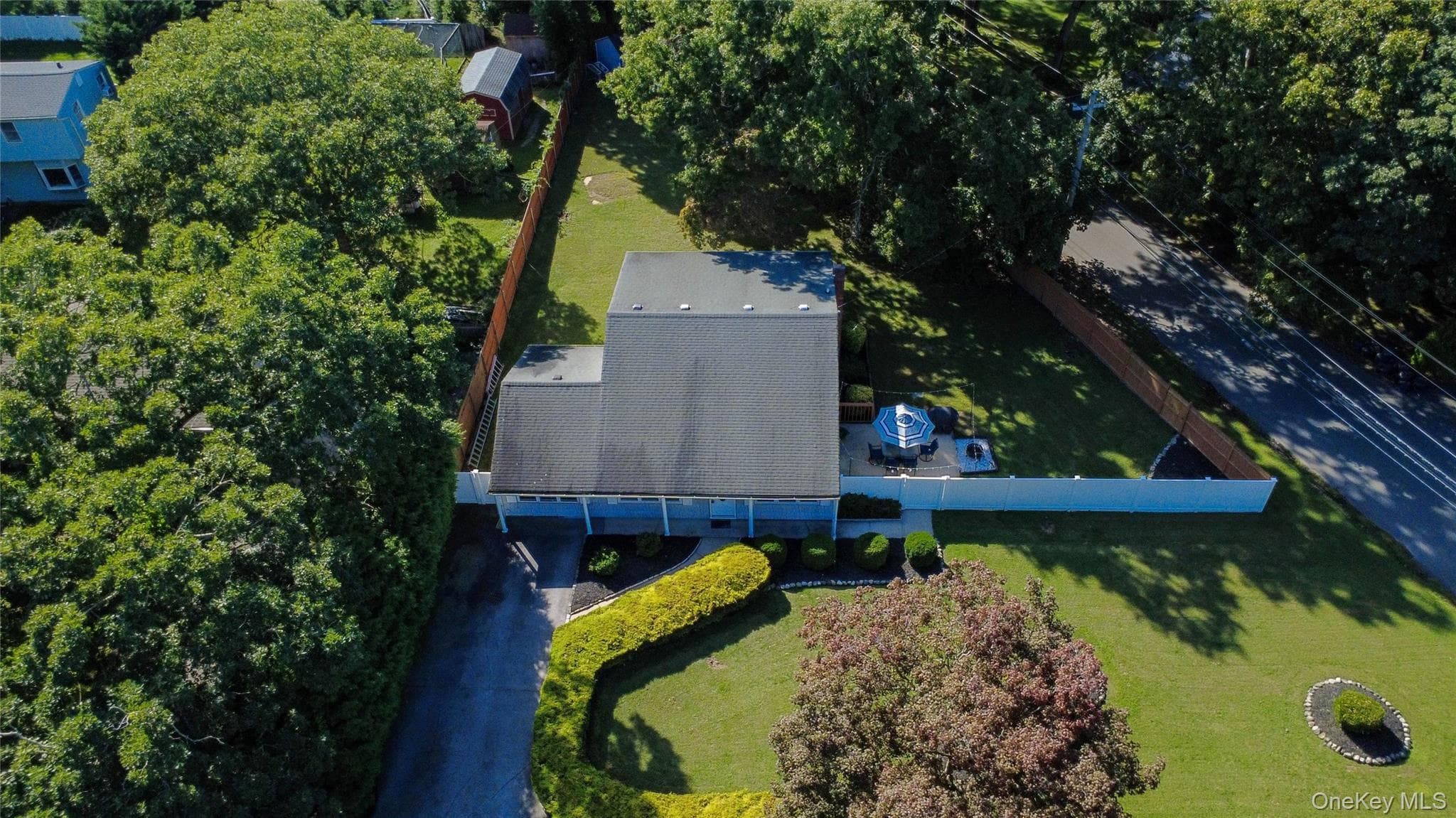 22 Half Moon Pond Road thumbnail 41