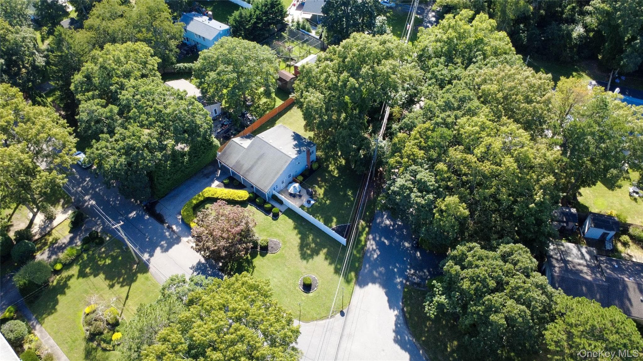 22 Half Moon Pond Road thumbnail 39