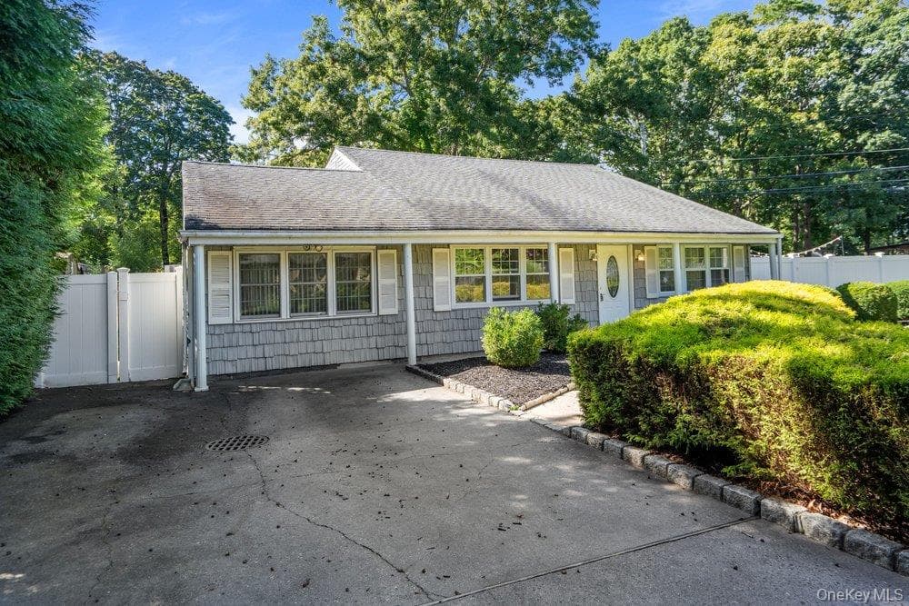 22 Half Moon Pond Road thumbnail 44