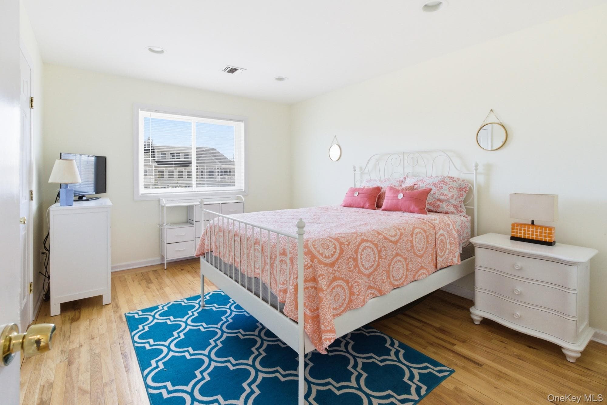 818 Dune Road thumbnail 16